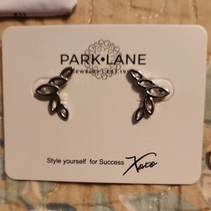 Park Lane Silver Leaf Earrings